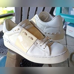 Valentino Garavani Open Sneaker in white calfskin leather.